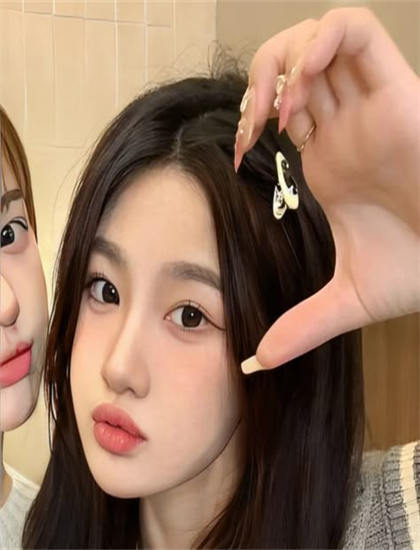 未删减版：《坍塌》美学价值分析：艺术美感与审美特征探讨